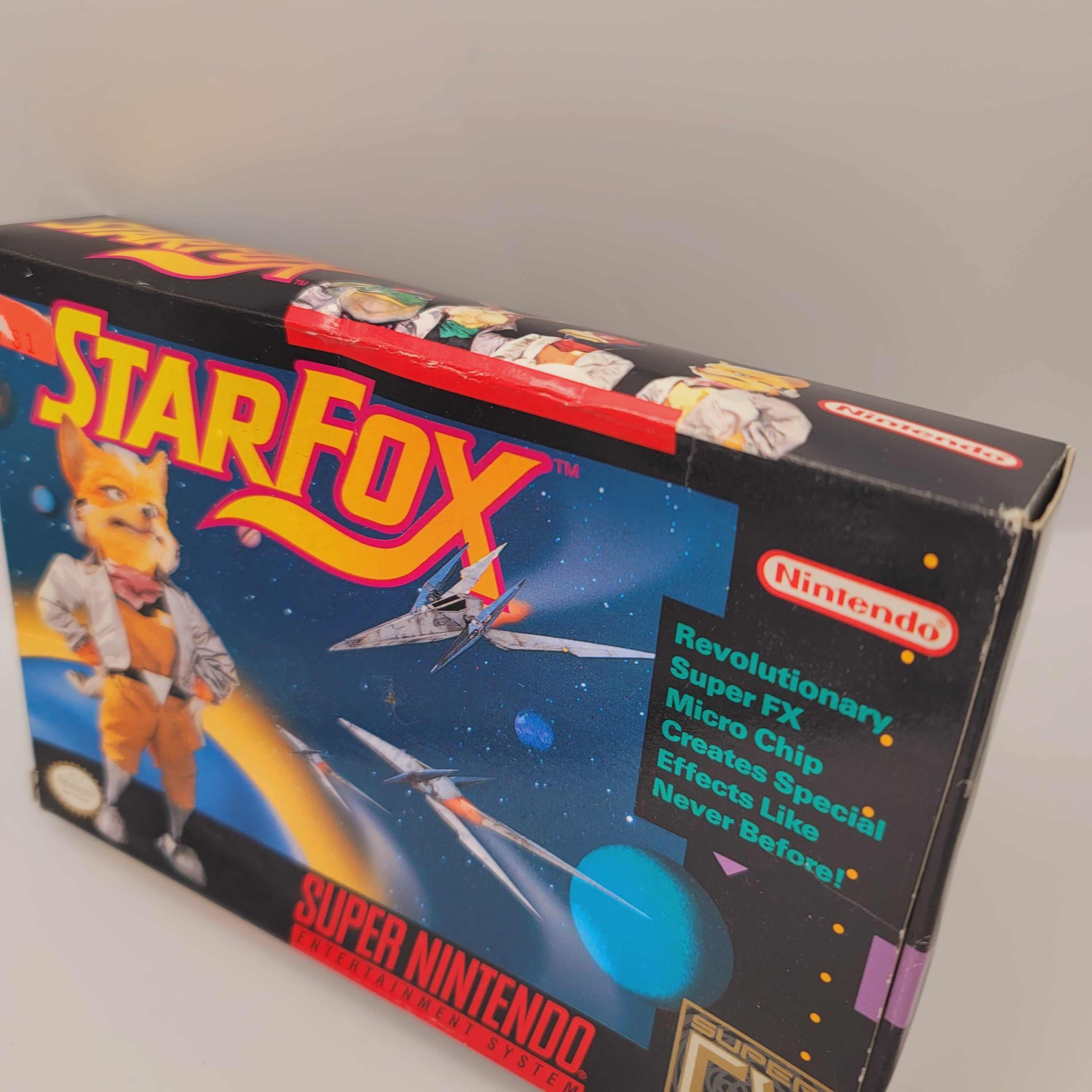 SNES - Star Fox (Complete in Box / C+ / With Manual)