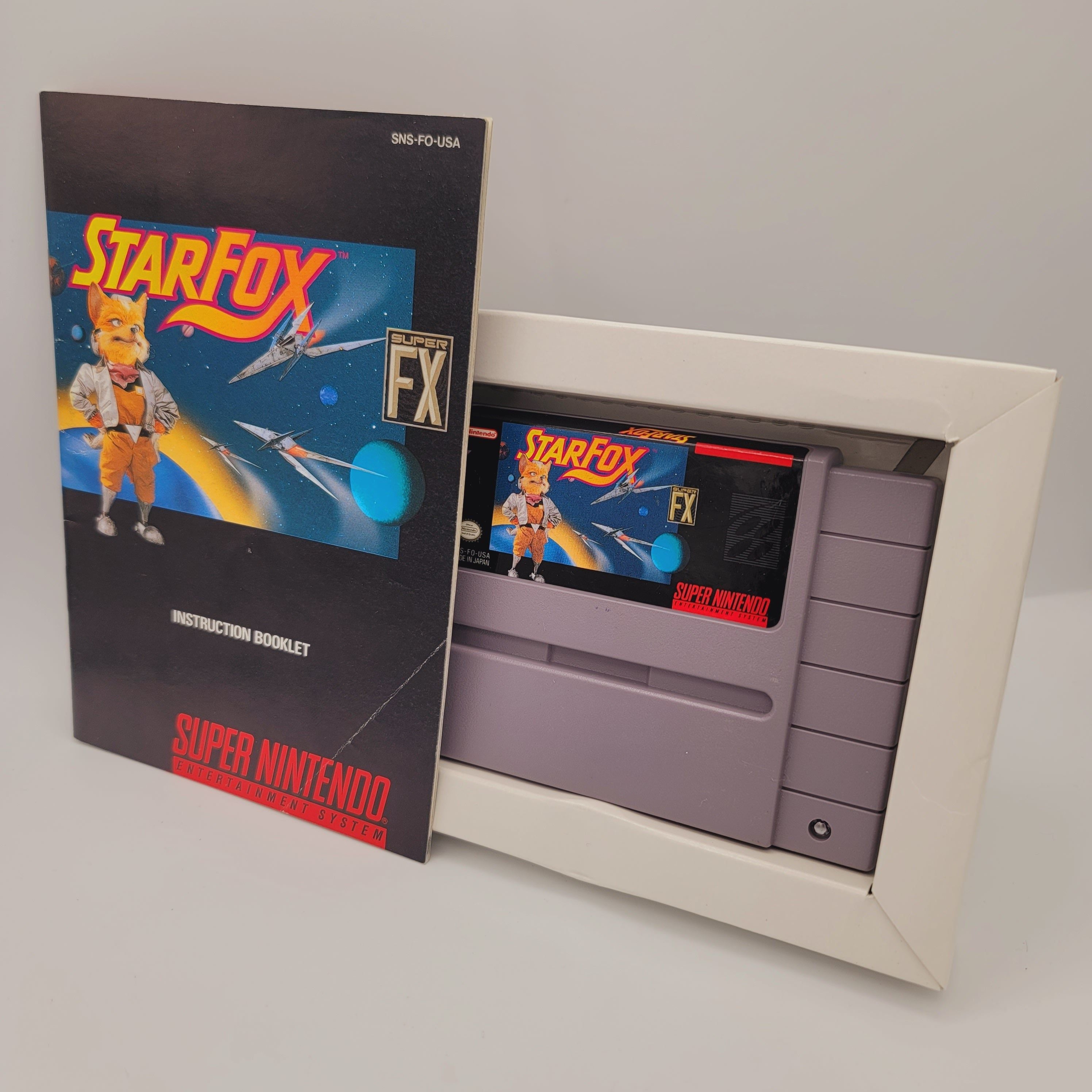 SNES - Star Fox (Complete in Box / C+ / With Manual)